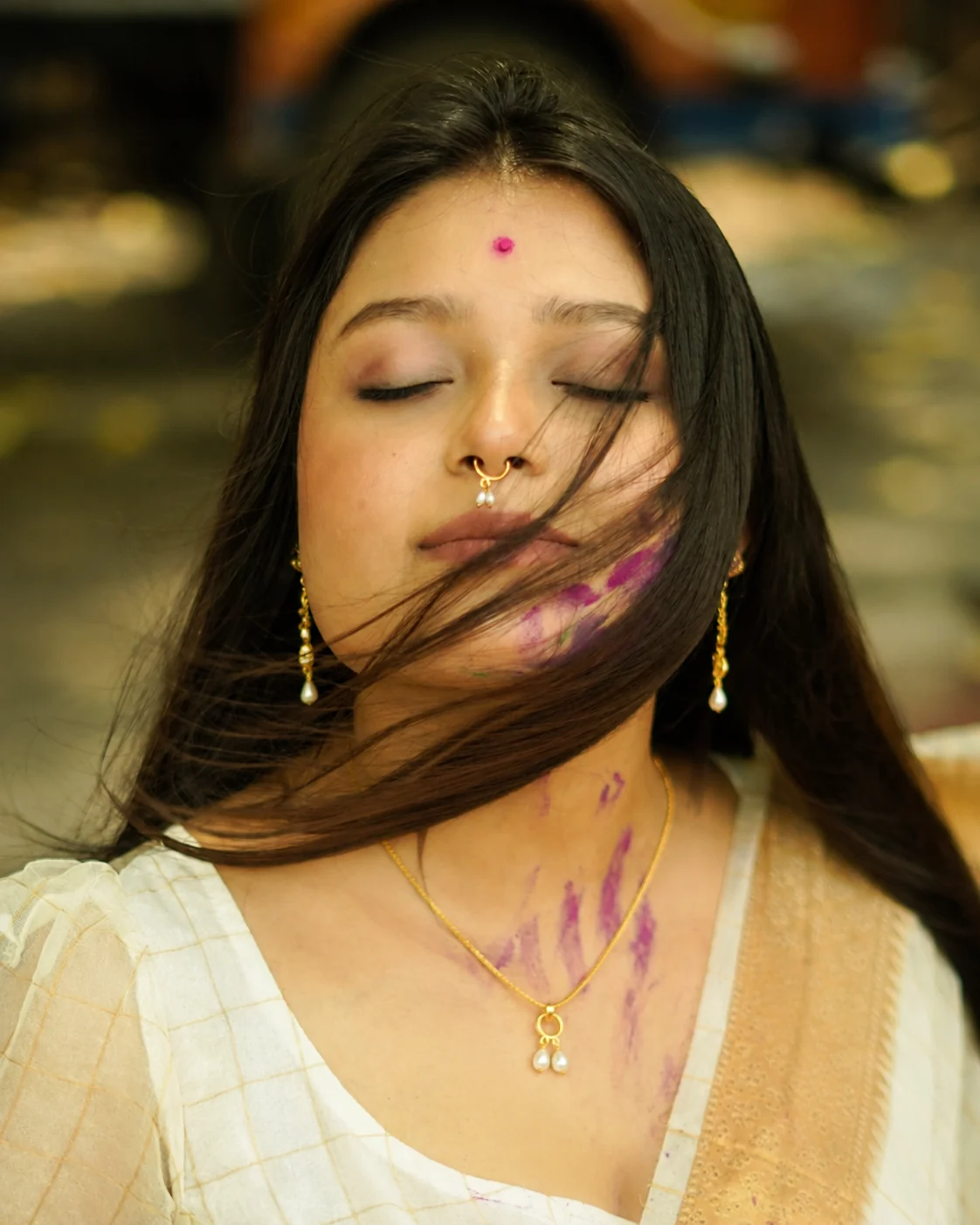 JHIRI NOLOK Jewellery detail 2