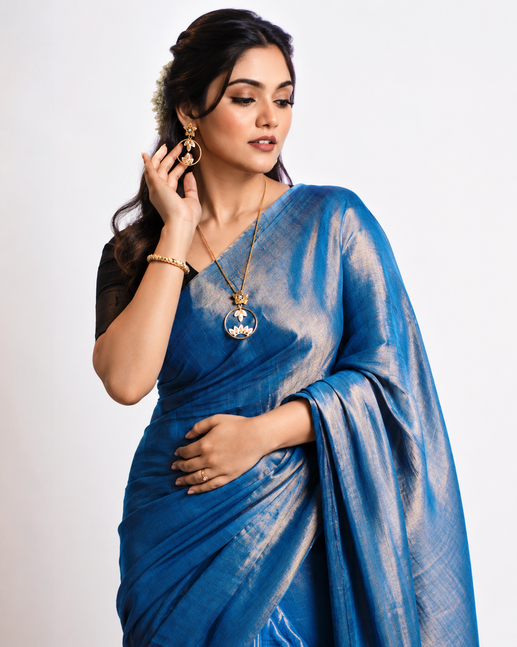 Chaaya Tissue Silk Saree In Ink Blue