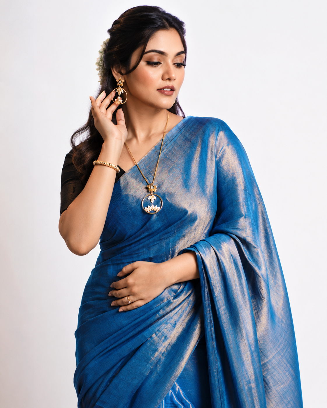 Chaaya Tissue Silk Saree In Ink Blue