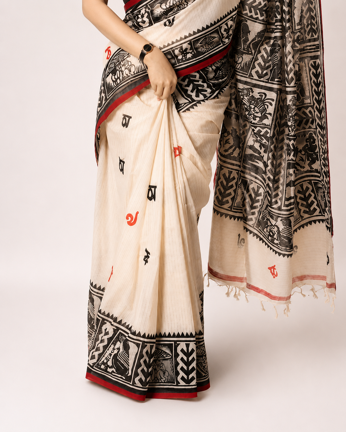 Chandramukhir Sahaj Path Khadi Cotton Saree In Black White