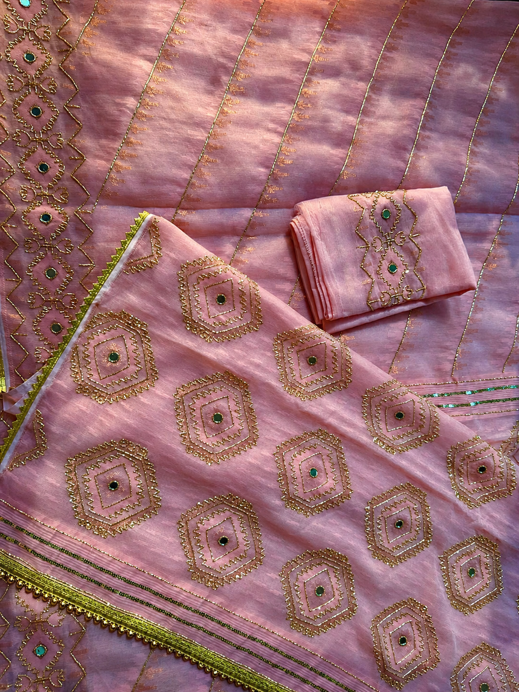 Cutdana Jamdani Saree (Peach)