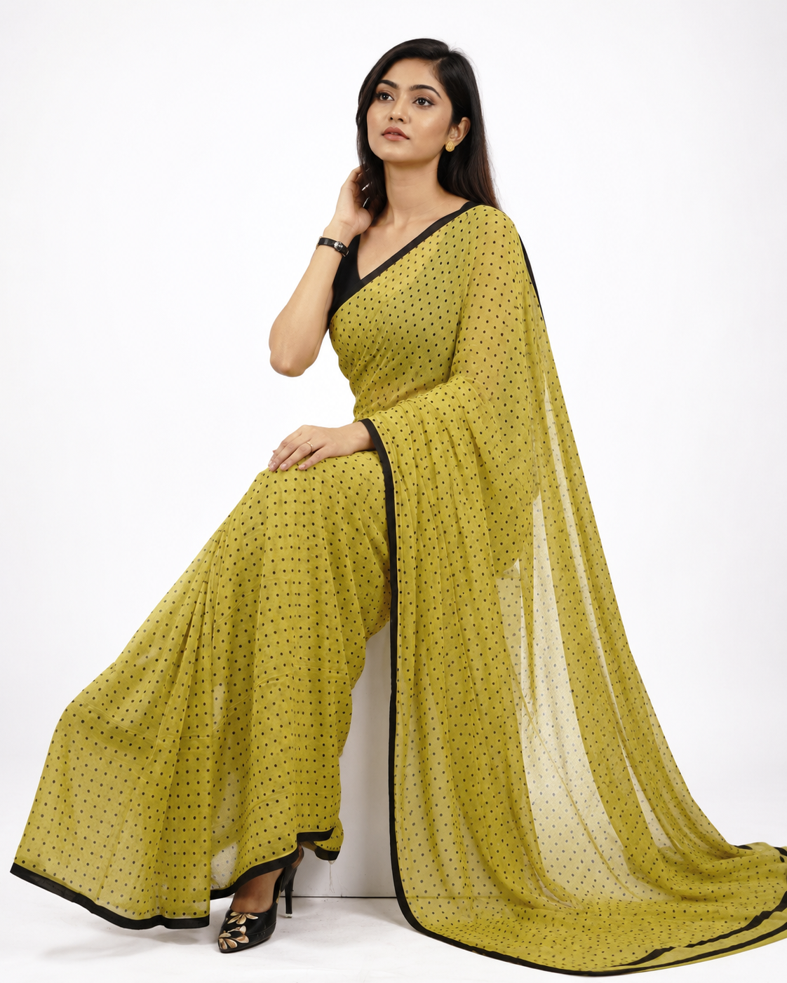 Olive Punch Polka Mul Cotton Saree In Green Black