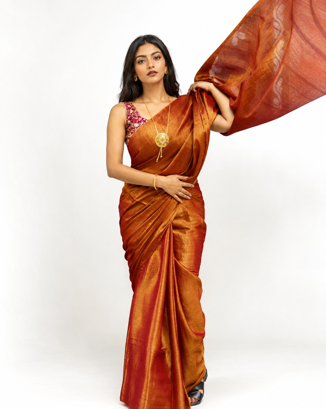 Raamya Tissue Silk Saree In Rusty Orange