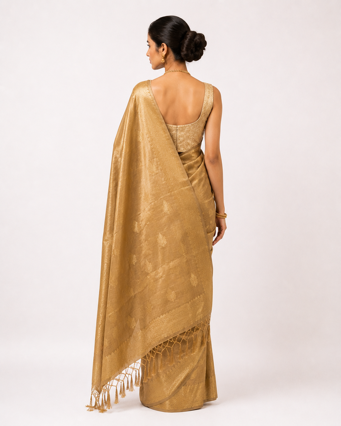 Revathi Golden Monochrome Semi Tussar Silk Saree
