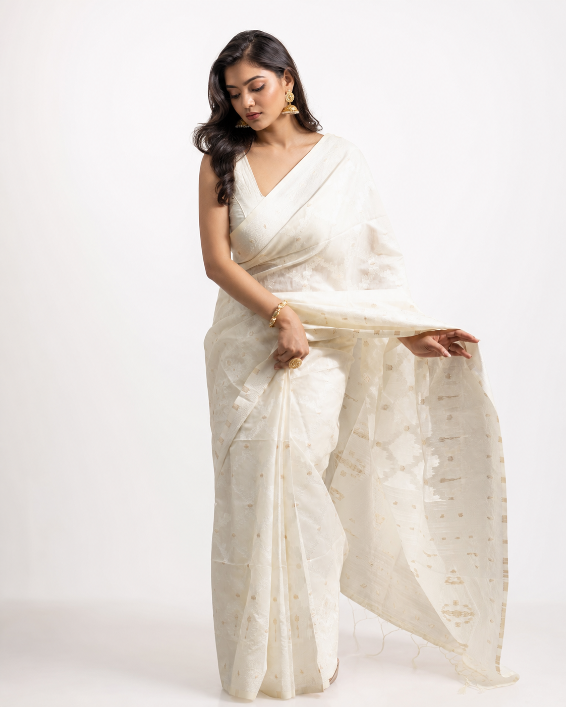 Shayari White Chikankari Saree With Zari Border