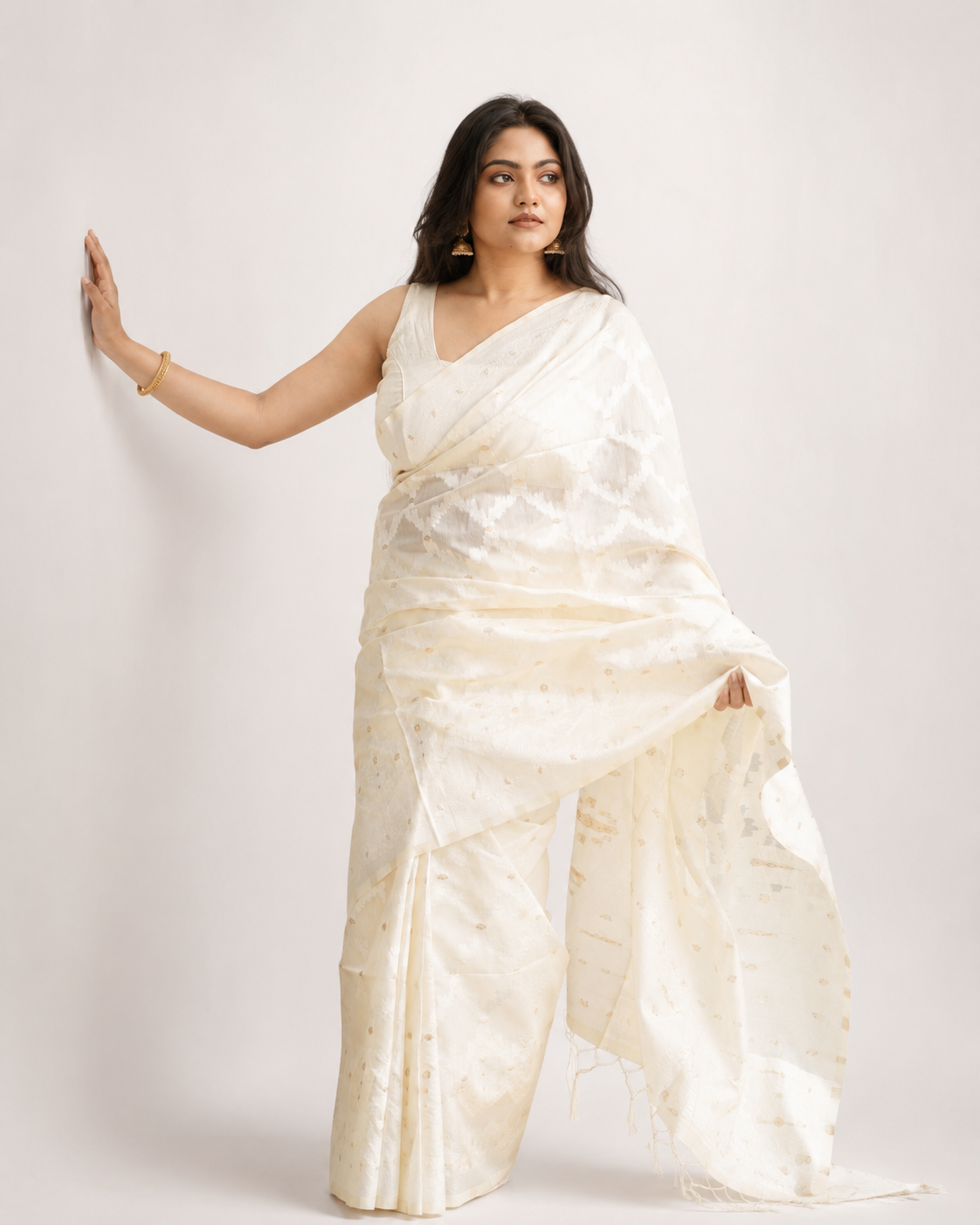 Shayari White Chikankari Saree With Zari Border