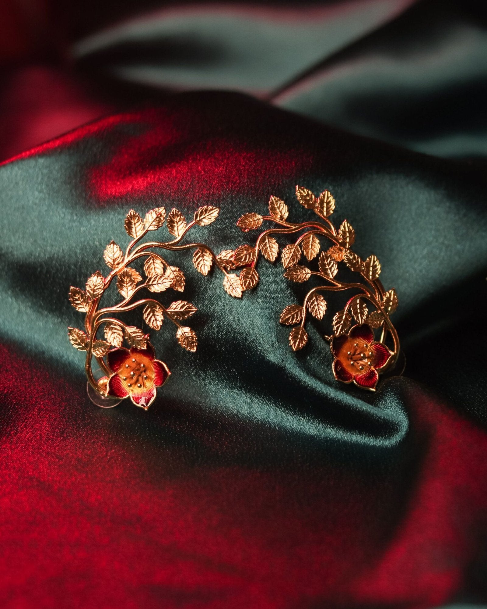 The Leaf Bouquet Full Kaan Earrings