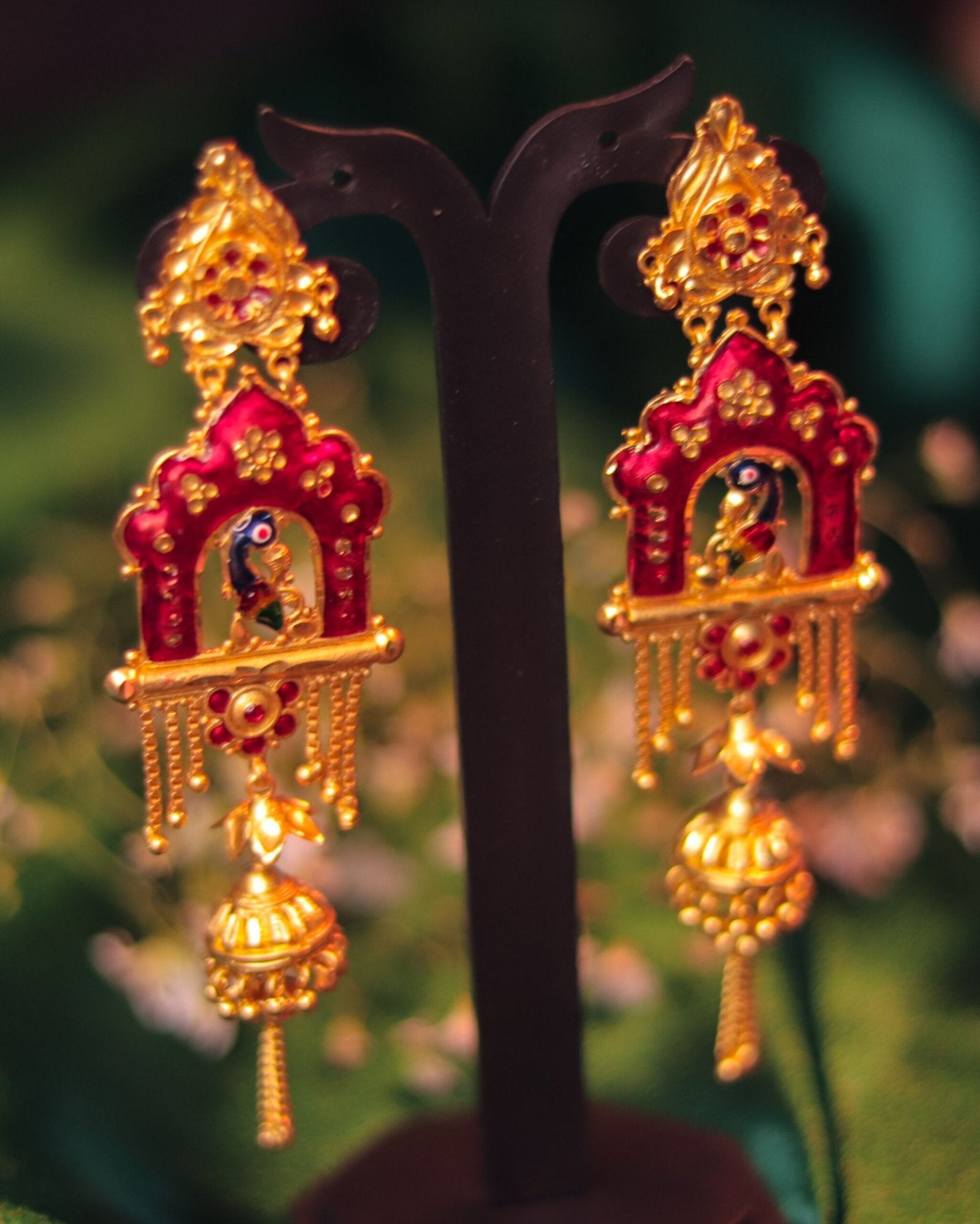 Moyurakhshi Long Kaan Jhumko Earrings