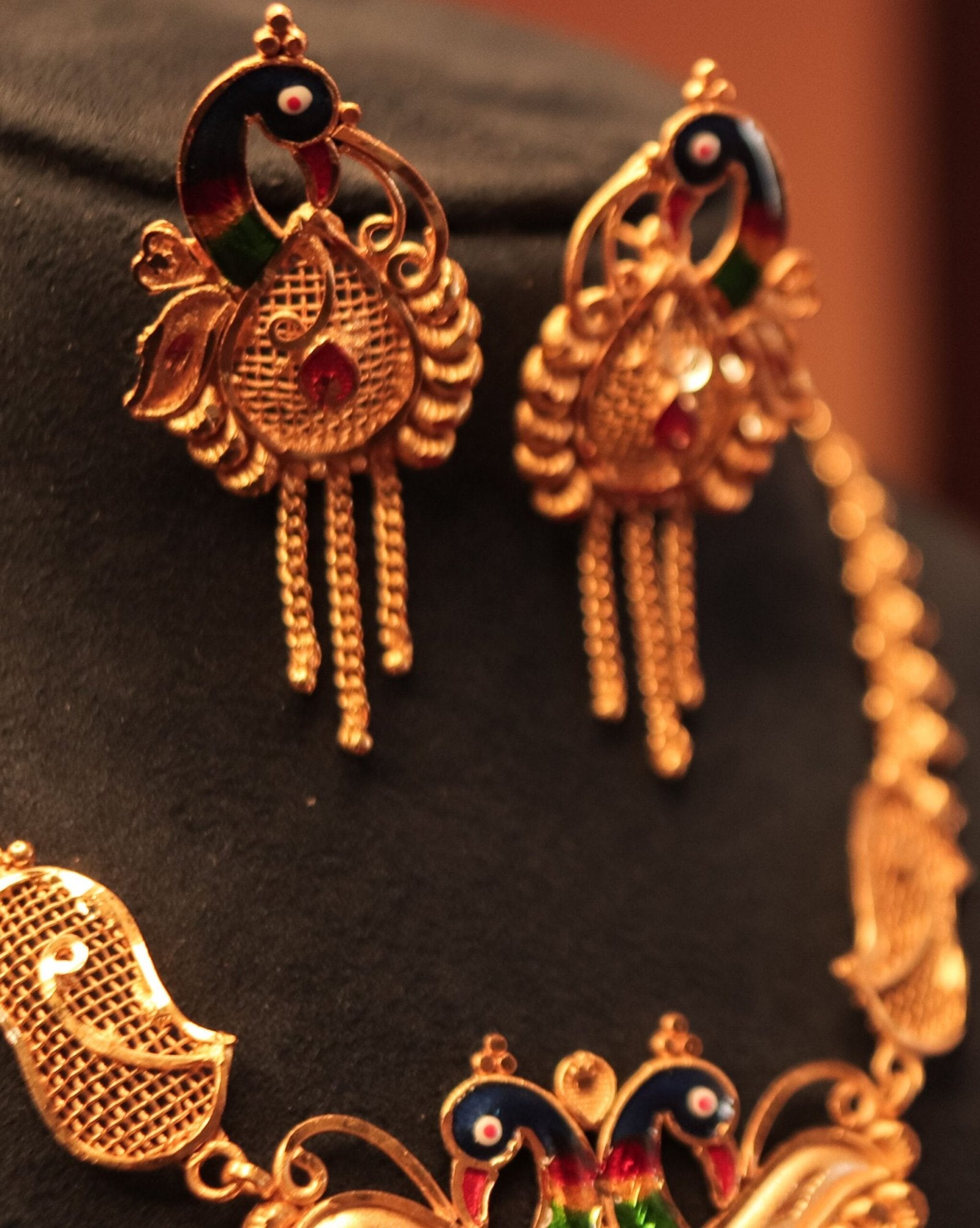 Jora Moyur Sleek Necklace