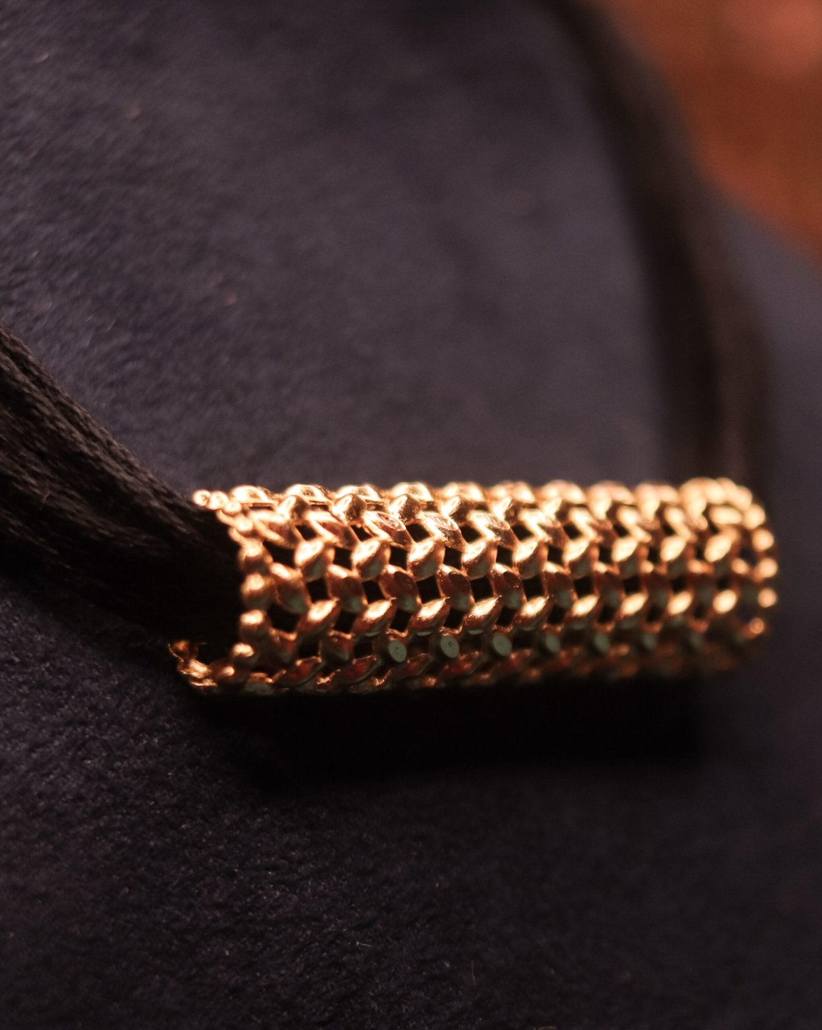 Tunnel Jaal Pendant With Suta Tassel