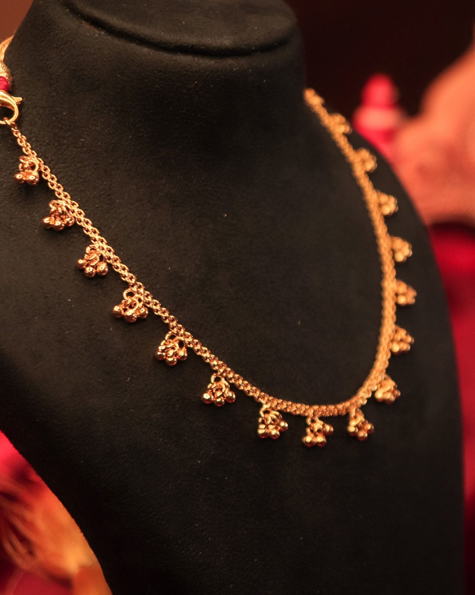 Jhumur Jhumko Sleek Necklace