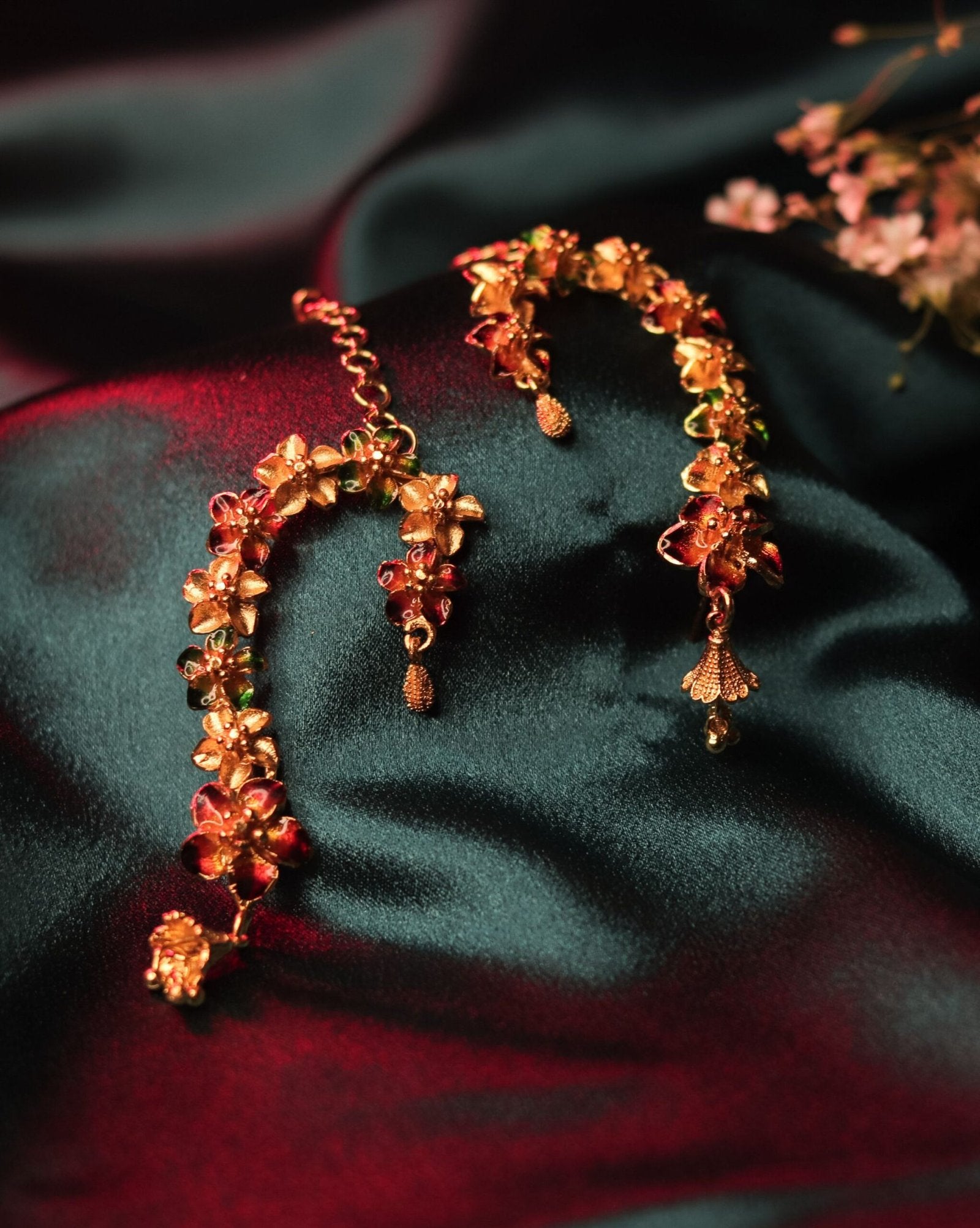 Flower Full Kaan Earrings