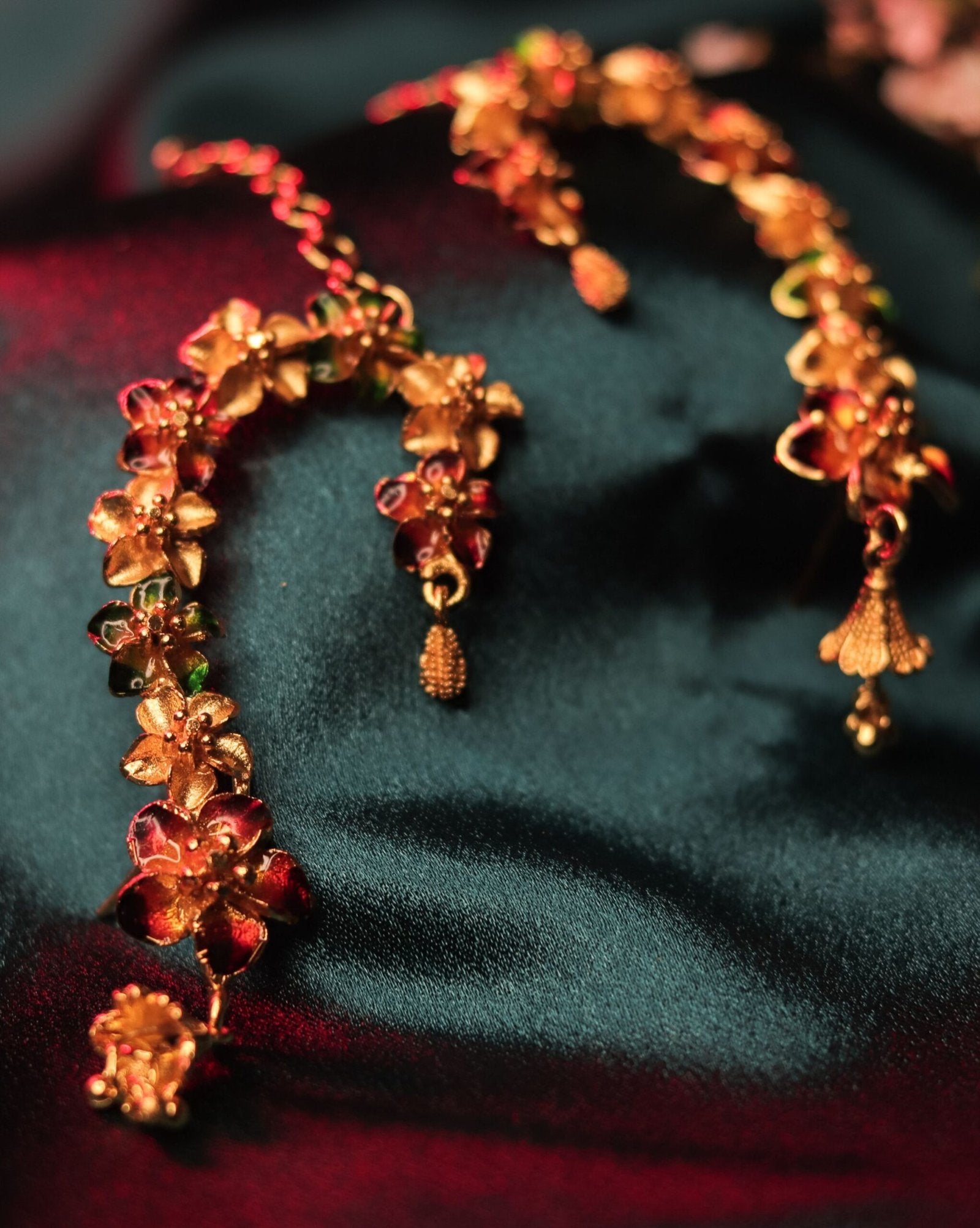 Flower Full Kaan Earrings