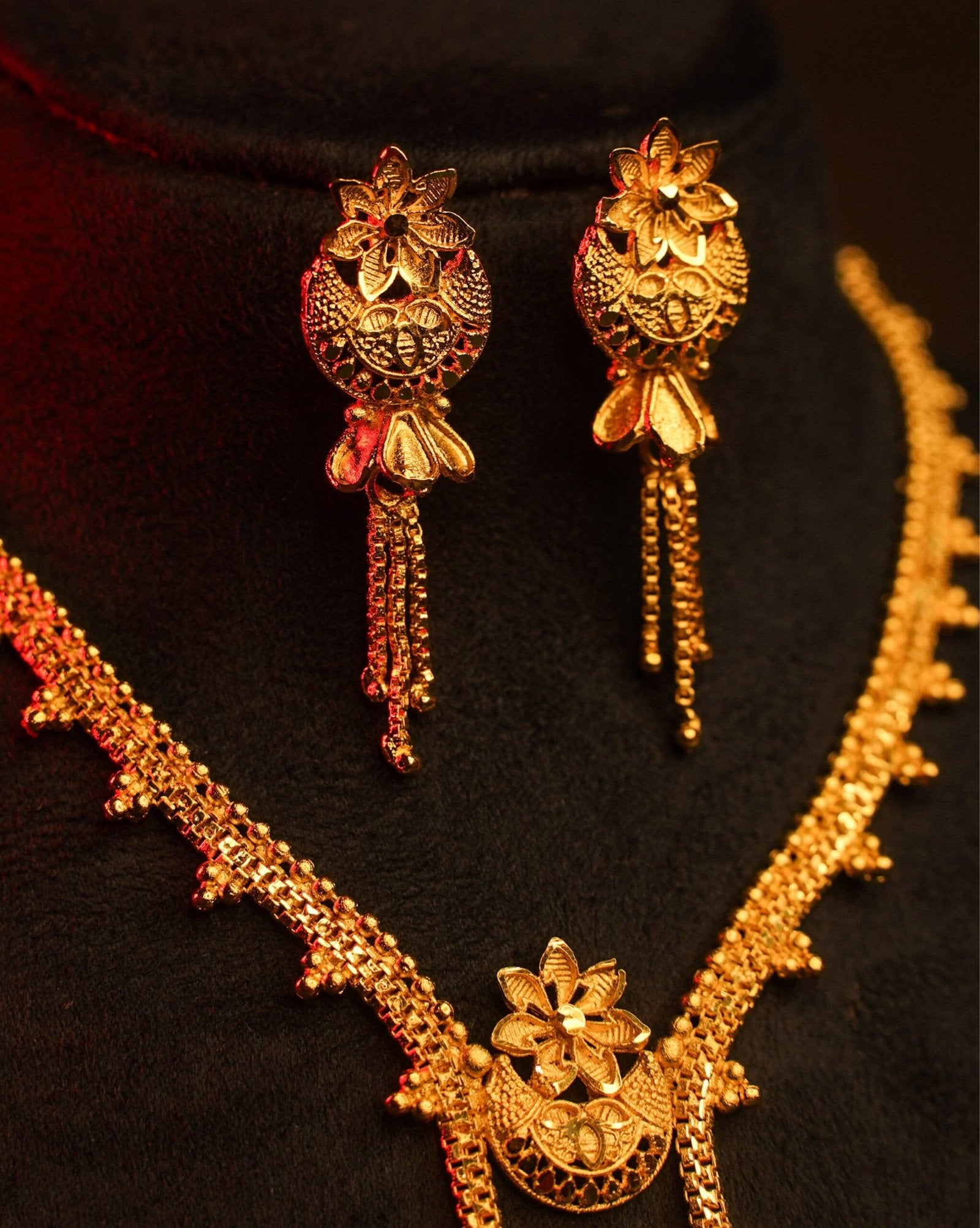 Soru Chandmala Necklace